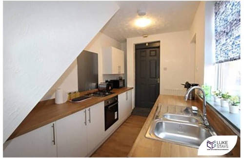 Gateshead Condo | ◑Smart 2 Bed Flat ◑Wifi ◑Nr Bus Stop ◑Nr Park