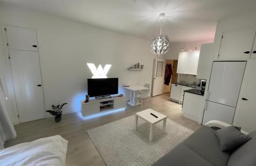 Alppiharju Apartment | Smart 32m2 studio in a central location - Kallio