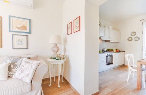 Pieve a Elici Villa | Smart and Convenient Sea View Villa with Pool in Lucca
