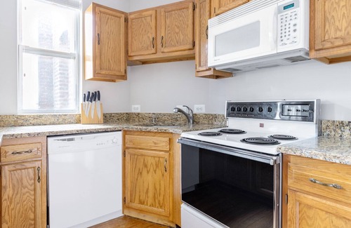 Adams Morgan Apartment | Smart Dupont Circle 1BR nr. U Street, Metro & Glen’s Mkt, by Blueground