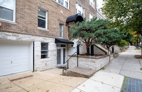 Adams Morgan Apartment | Smart Dupont Circle 1BR nr. U Street, Metro & Glen’s Mkt, by Blueground
