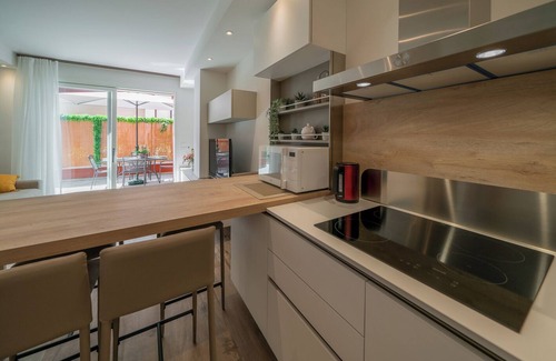 San Donato-San Vitale Apartment | Smart House St. Ursula - Garage & Garden