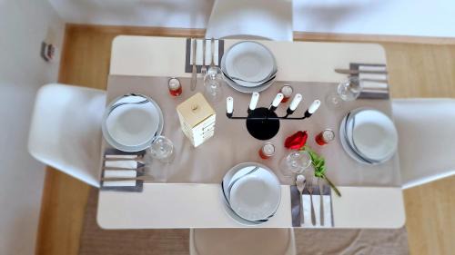 Grinzing Apartment | SMART-SCHÖN-Günstig,nähe U1 & Park and Ride !