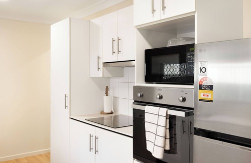 Acacia Ridge Apartment | Smart Suites Self Check-in Apartments 12 Stockport
