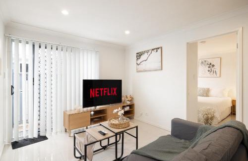 Rocklea Apartment | Smart Suites Self Check-in Apartments - Rocklea Station N