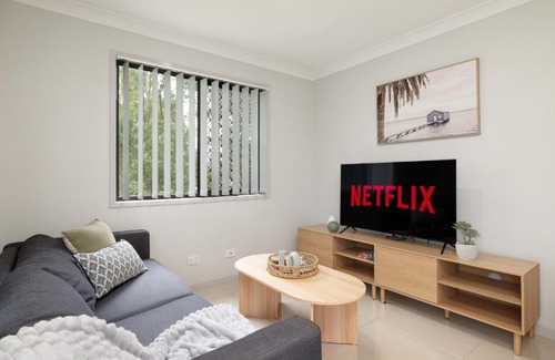 Rocklea Apartment | Smart Suites Self Check-in Apartments - Freney Park Disk Golf Course