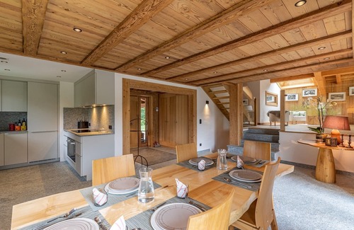Les Praz-de-Chamonix Ski Chalet | SmartStay Chalet Contemporain - Chamonix
