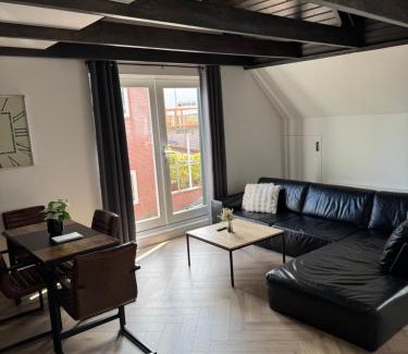 Wormerveer Apartment | Smile home 2, Zaanse schans and Amsterdam Appartements
