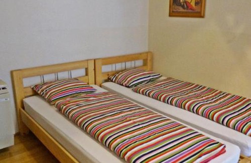 Nepszinhaz negyed Apartment | Smile-Inn Budapest