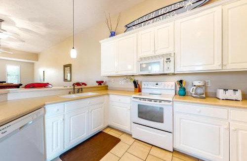 Sago Park Townhomes House | Smiles N Waves