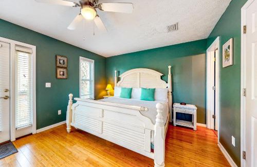 Sago Park Townhomes House | Smiles N Waves