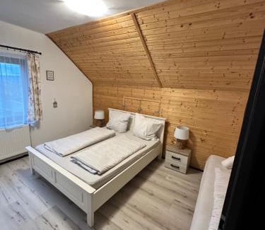 Avrig House | Smiley Rooms