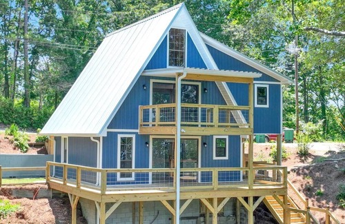 Crane Hill Cabin | SMITH LAKE CABIN