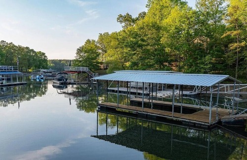 Jasper House | Smith Lake Home - Lake Front on Secluded Slough - Close to Jasper