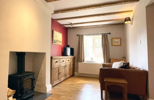 Ashbourne Cottage | Smith Yard Cottage, Ashbourne