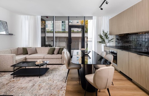 Yaletown Hotel | Smithe House