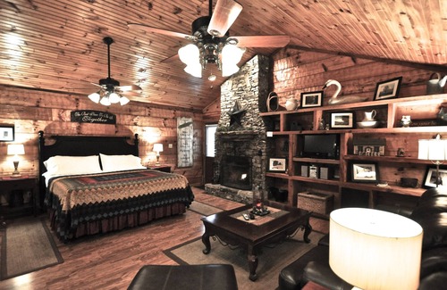 Townsend Cabin | Smoke Rise - Nature Lovers Paradise