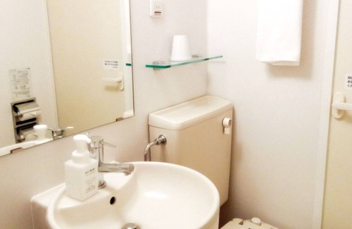 Matsuyama Hotel | SmokingDoubleRoom onlyReservations accepted up/Matsuyama Ehime