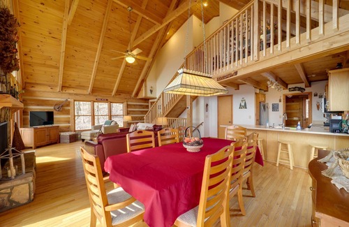 Deep Gap Cabin | Smoky Mountain Vacation Rental w/Large Deck!