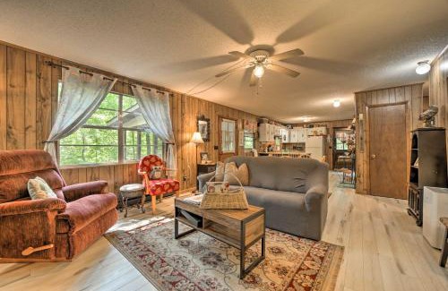 Otto House | Smoky Mtn Hideaway Screened Porch and Fire Pit