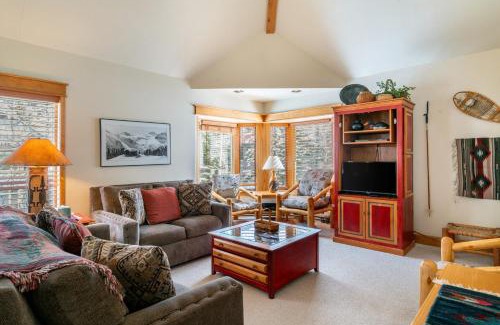 Telluride House | Smuggler B by AvantStay Excellent Condo Within Walking Distance Of Lift 7