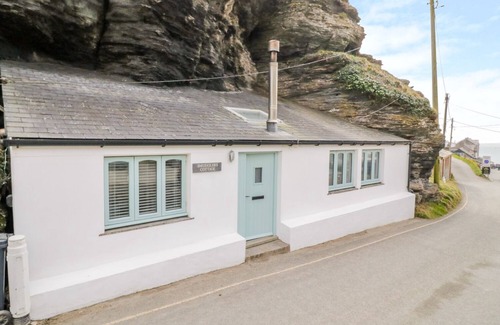 Trebarwith Strand Cottage | Smugglers Cottage