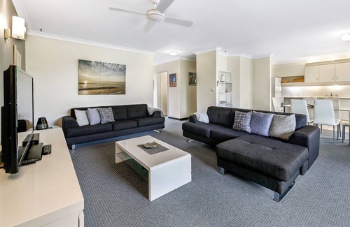 Korora Apartment | Smugglers On The Beach 2 Bedroom Apartment
