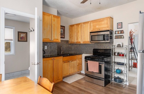 Corcoran Apartment | Snapdragon Apt - Charming Two Bedroom in Corcoran Neighborhood