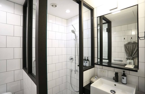 Jingumae Hotel | Snazzy , Hip Room in Artsy Hotel in Shibuya + Balcony.
