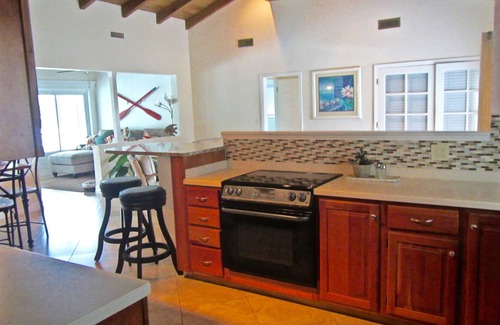 Palmetto House | Snead Is Waterfront-Solar Heated Pool, 40 ft Dock, fishing, Kayaks, Pet Friendly