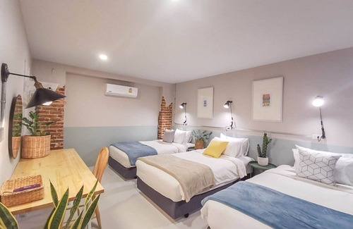Talat Yai Hotel | Snoozy