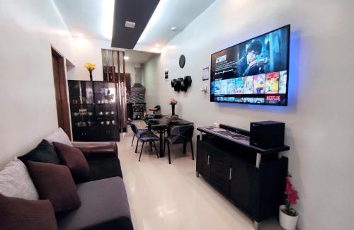 Mabalacat City Apartment | SNOW Apartment - Near Clark International Airport and Dinosaurs Island