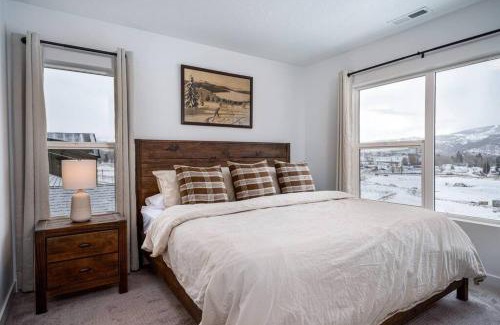 Mountain Green House | Snow Canyon Lodge with Resort Amenities