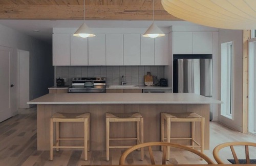 La Conception Apartment | Snow Chalet Perched in the Treetops of Tremblant