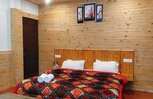 Dalhousie Hotel | Snow Mount View