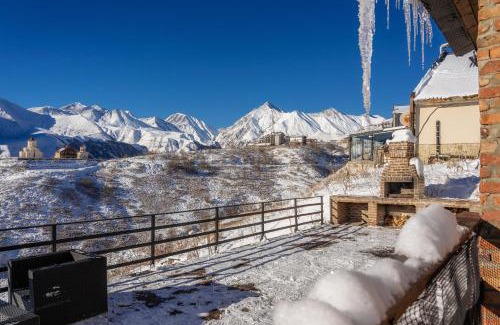 Kazbegi Ski Chalet | Snow Time Cottage