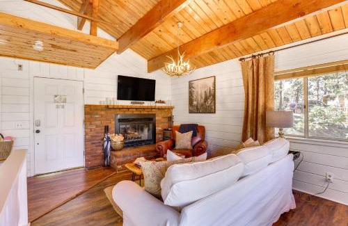 Arrowbear Lake House | Snow Valley Hideaway Arrowbear Lake Retreat