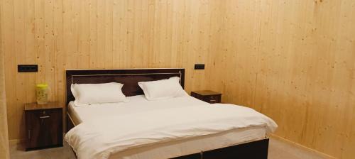 Bhatwari Hotel | snow villa