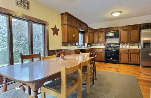 Killington House | Snowarts- Game room, Fireplace, Close to golf!
