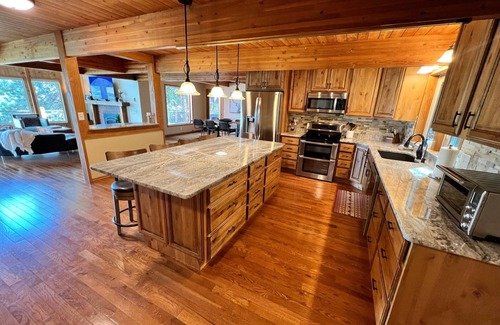 Ogden Cabin | Snowbasin I Eden I Powder Mountain I Sauna +7 King