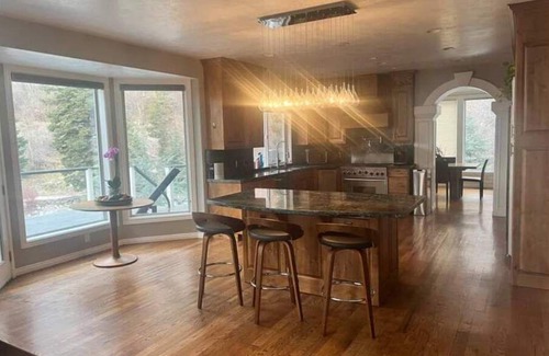Granite House | Snowbird/Alta Luxe Ski Home in Little Cottonwood Canyon