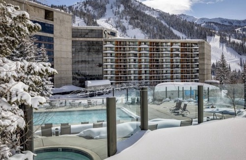 Salt Lake Mountain Resorts Condo | Snowbird- Cliff Lodge 1 BR condo