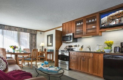 Salt Lake Mountain Resorts Condo | Snowbird Ski Resort -Two-room Suite, 2 Baths ski-in condo!