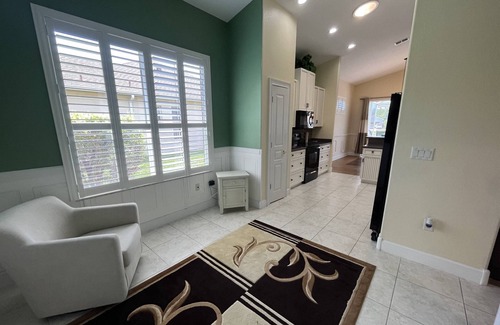 Weeki Wachee House | Snowbirds Welcome! - Glen Lakes Golf Community Home w/Pond Views, Clubhouse, Pool, Tennis!