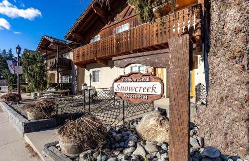 Leavenworth House | Snowcreek Suite - Aspen - Hot Tub - Kitchenette