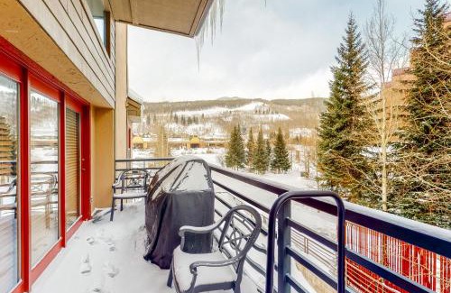 Mountain House Apartment | Snowdance Manor 403