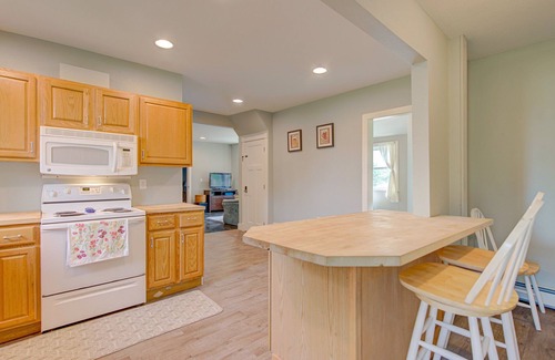 Lake City Apartment | Snowdrop Apartment - Just 10 Minutes to the Beach!
