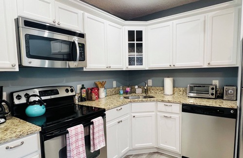 Hancock Condo | Snowdrop Lodge - Beautiful Condo on Jiminy Peak Grounds