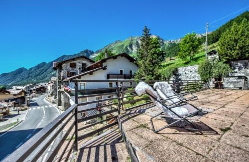 Lignod Apartment | Snowflakes Retreat - Roomy Apartment with a view & Relax Solarium CIR 0133