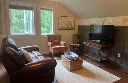 Palmer Bed & Breakfast | Snowgoose Pond Bed & Breakfast